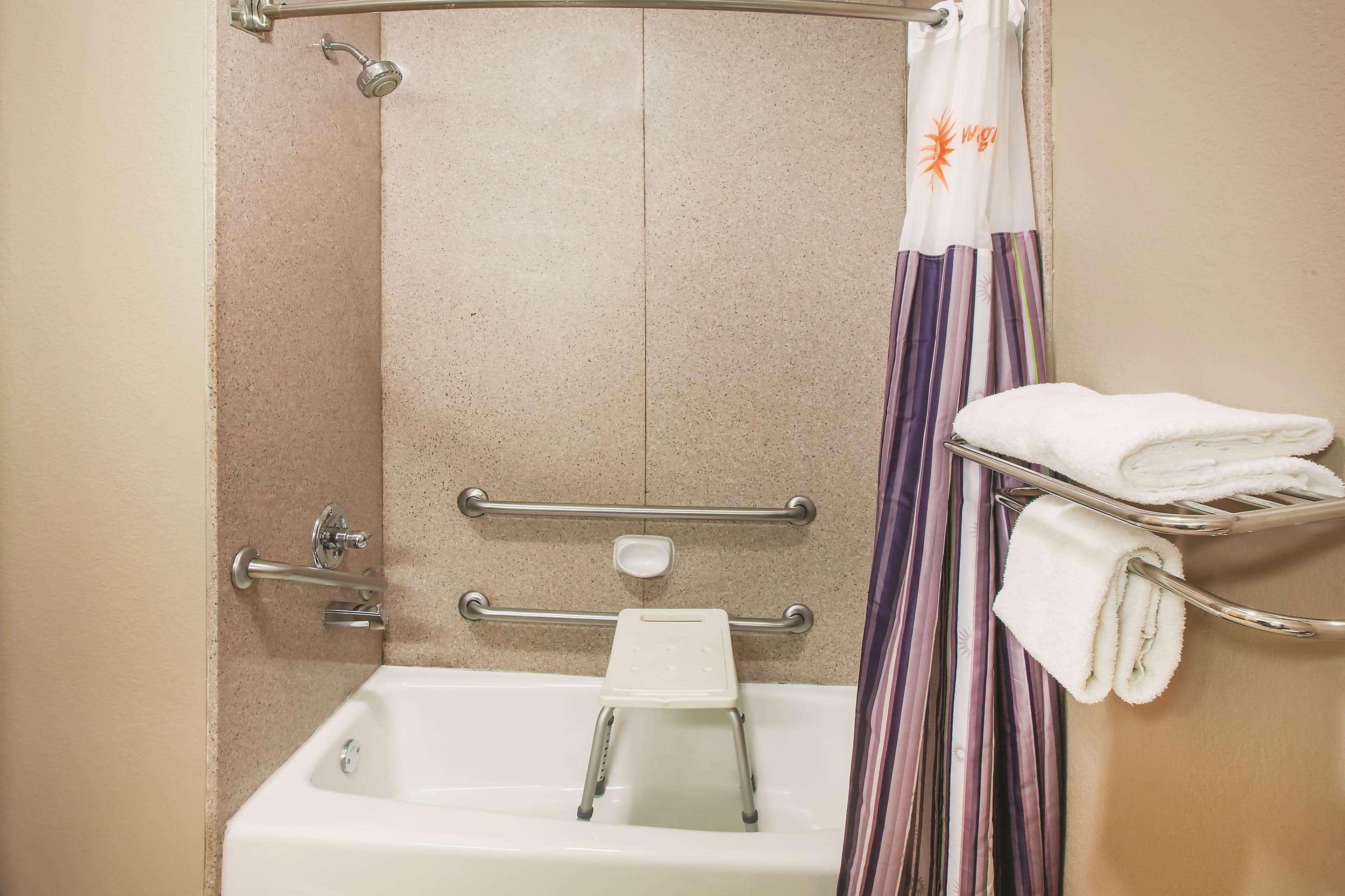 La Quinta By Wyndham Beaumont West Hotel Екстериор снимка