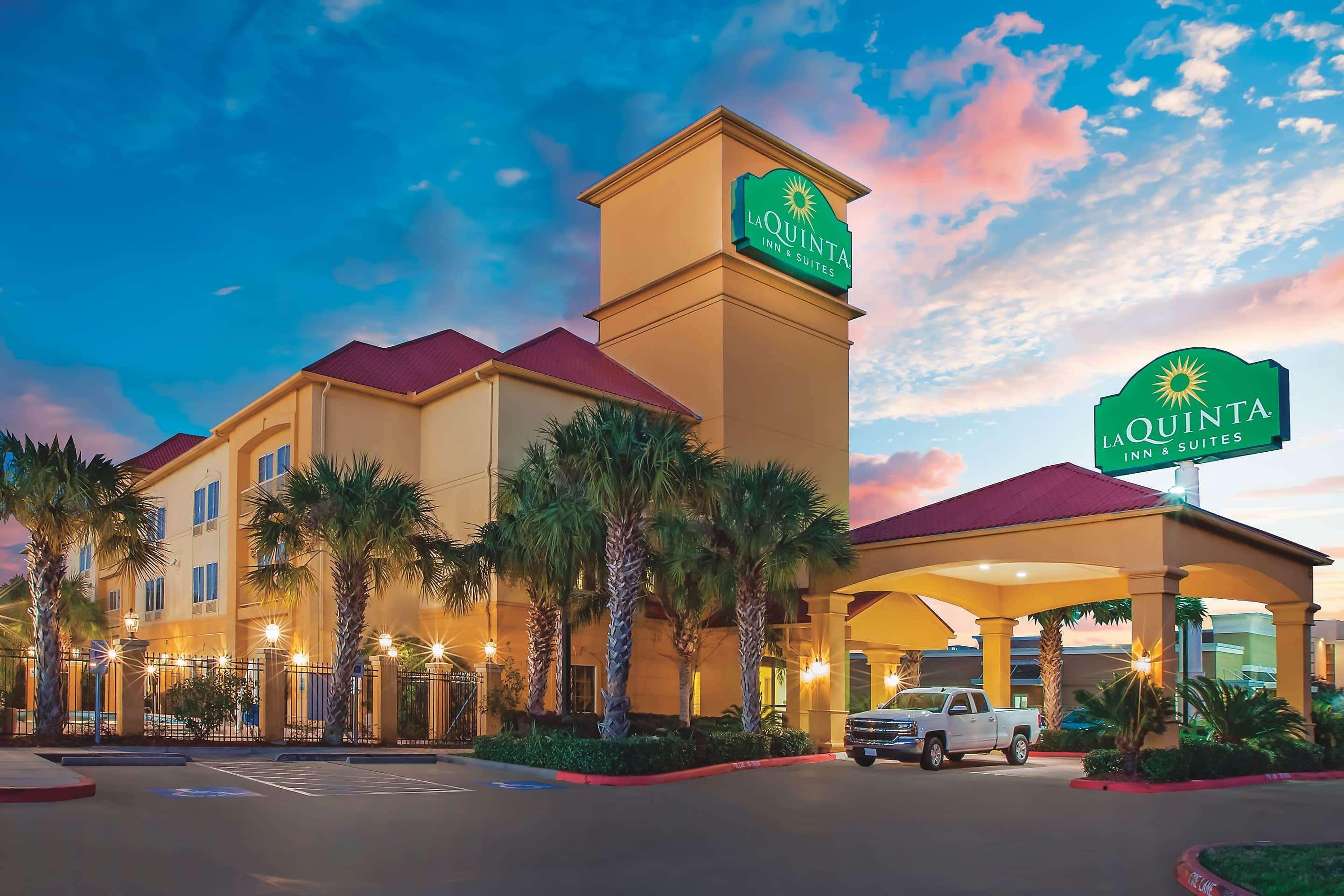 La Quinta By Wyndham Beaumont West Hotel Екстериор снимка